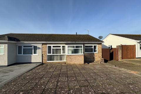 2 bedroom bungalow to rent, Plover Close