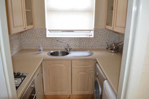 2 bedroom terraced house to rent, Spring Gardens, Salford, Manchester, M6