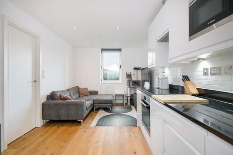 1 bedroom apartment for sale, South End, Croydon