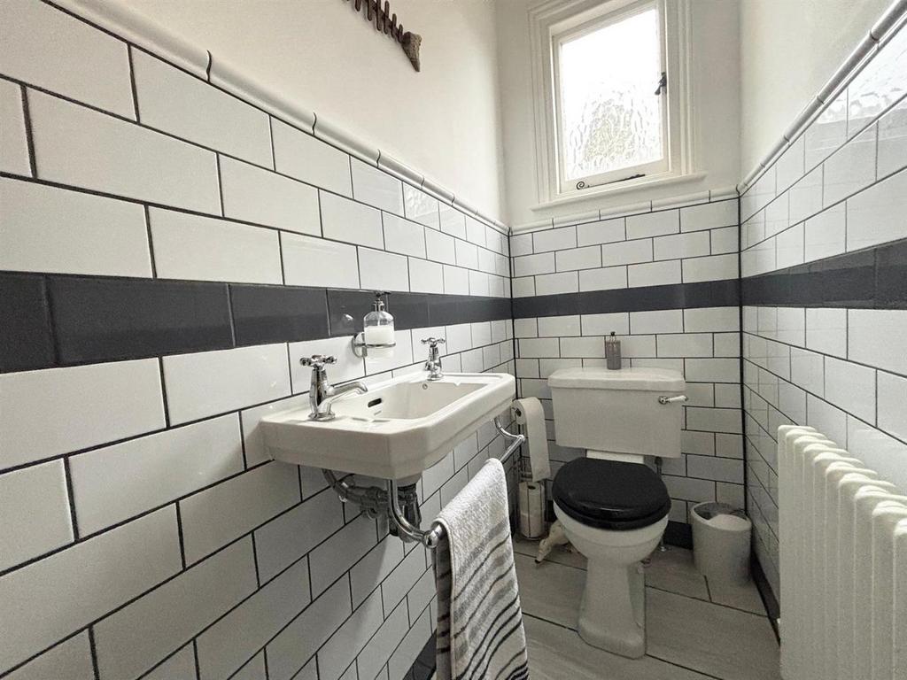 Separate WC