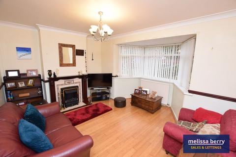 3 bedroom semi-detached house for sale, Prestwich Park Road South, Manchester M25