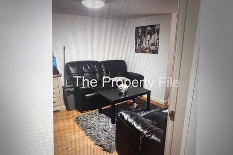 2 bedroom flat to rent, Anson Road, Manchester M14