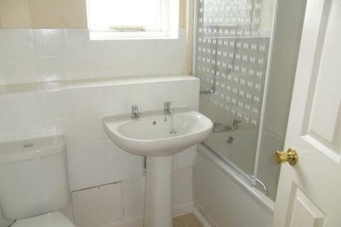 1 bedroom flat to rent, Peter James Court, Stafford, Staffordshire, ST16