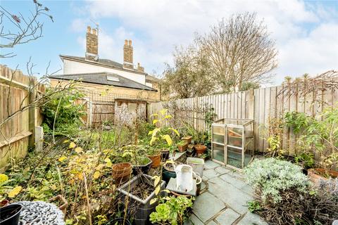 2 bedroom terraced house for sale, London SW14