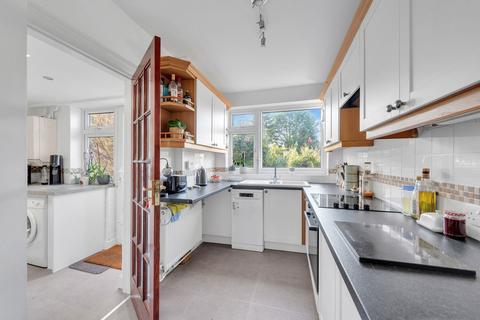 4 Broughton Road, Orpington, BR6 8EQ