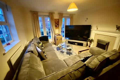 4 bedroom semi-detached house for sale, Alderley Road, Swindon SN25