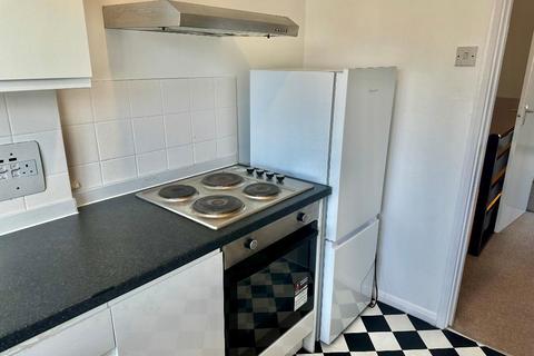 1 bedroom flat for sale, Taylor Close, Orpington, Kent, BR6 9UH