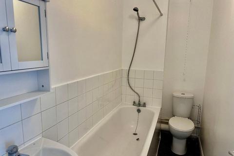 undefined, Taylor Close, Orpington, Kent, BR6 9UH