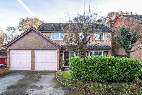 Fairway Close, Hampshire GU30