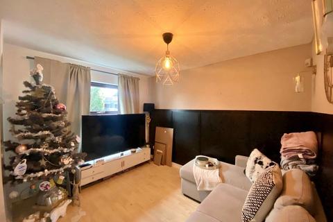 2 bedroom end of terrace house for sale, Gleneagles Drive, Luton, Bedfordshire, LU2 7TA