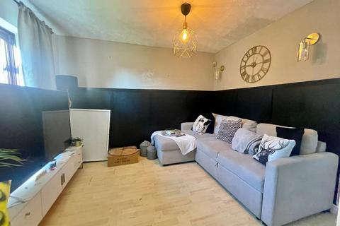 32 Gleneagles Drive, Luton, LU2 7TA