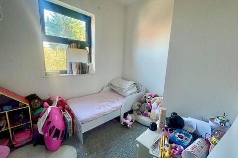 32 Gleneagles Drive, Luton, LU2 7TA