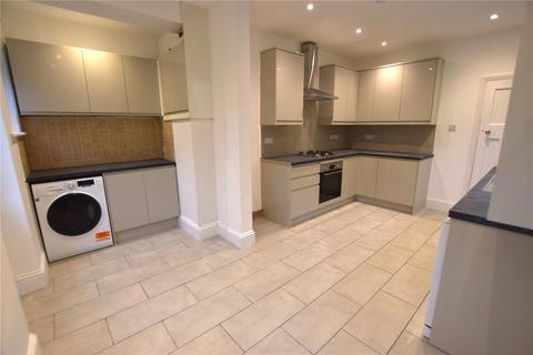 4 bedroom detached house to rent, Downlands Road, Purley, CR8