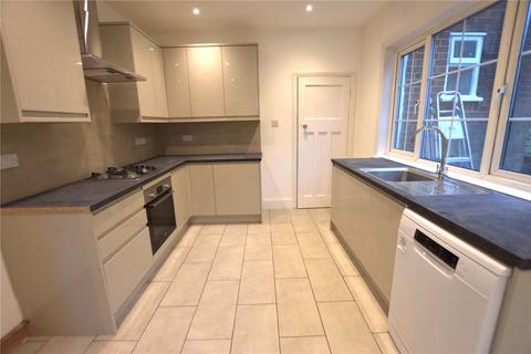 4 bedroom detached house to rent, Downlands Road, Purley, CR8