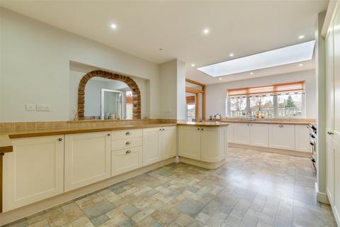 5 bedroom detached bungalow for sale, Oaklands, Headcorn Road, Sutton Valance