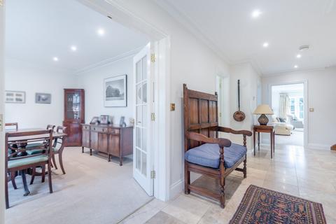 3 Burlingham Grange, North Warnborough, Hook, RG29 1FB
