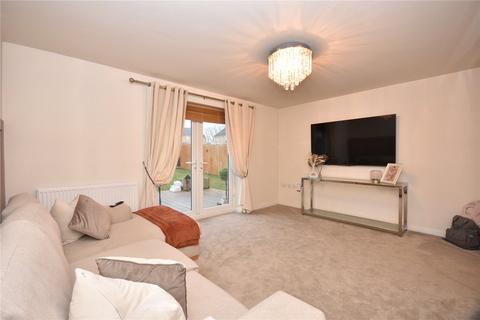 3 bedroom semi-detached house for sale, Blencarn Crescent, Seacroft, Leeds