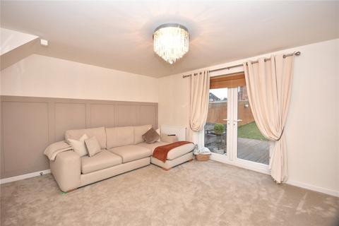 9 Blencarn Crescent, Seacroft, Leeds, LS14 6WT