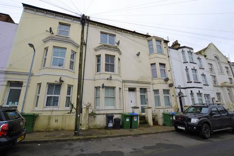 1 bedroom flat to rent, Meeching Road, Newhaven