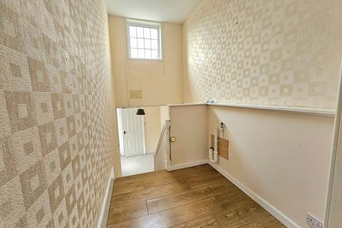 1 bedroom flat to rent, Meeching Road, Newhaven