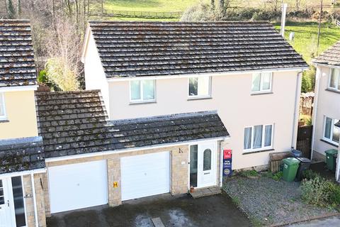 5 Park View Close, Combe Martin, Ilfracombe, EX34 0PH