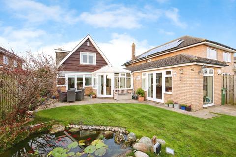 3 bedroom bungalow for sale, Southfield Close, York YO23