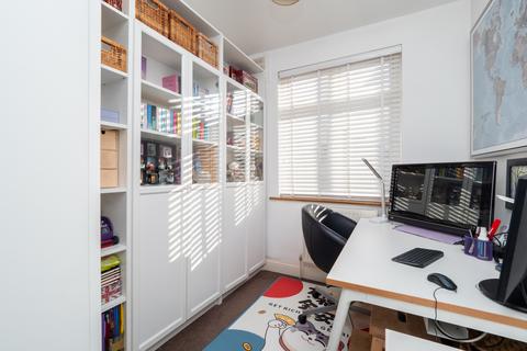 90 Abbotts Road, Cheam, Sutton, SM3 9SX