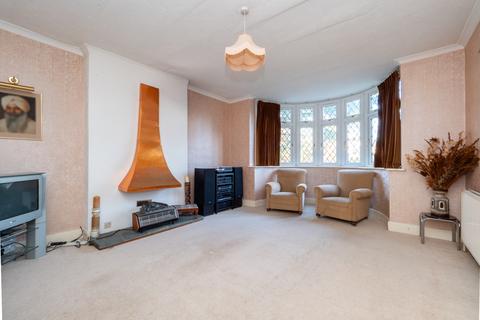 63 Nonsuch Walk, Cheam, Sutton, SM2 7LF
