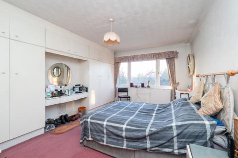 63 Nonsuch Walk, Cheam, Sutton, SM2 7LF