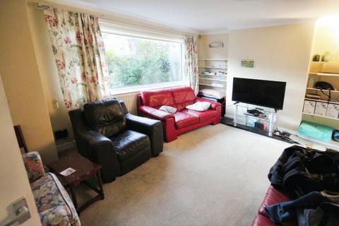 5 bedroom semi-detached house to rent, Mayorswell Field, Durham DH1