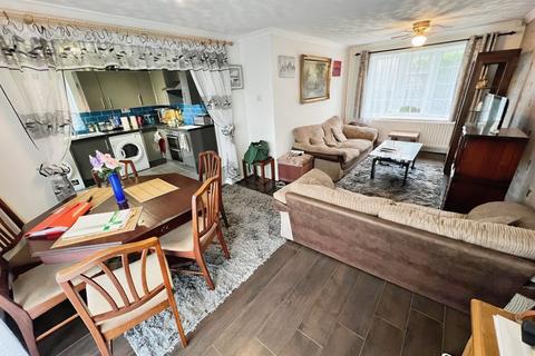 35 Berwick Road, Stoke-on-trent, ST1 6ER