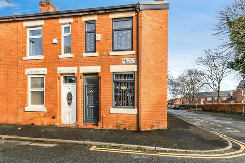 2 bedroom end of terrace house for sale, Kenwyn Street, Manchester M40