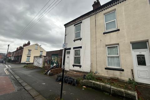 3 bedroom end of terrace house for sale, Clough Road, South Yorkshire S1