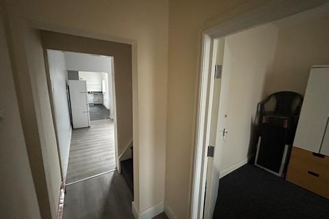 3 bedroom end of terrace house for sale, Clough Road, South Yorkshire S1