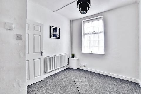 1 bedroom flat to rent, London Road, Kent ME16