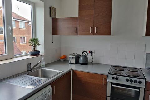 Studio for sale, Redford Close, Feltham