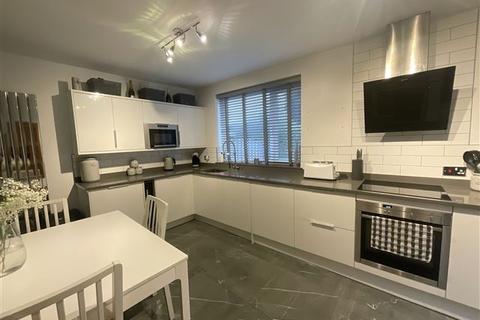 31 Coalbrook Grove, Sheffield, S13 9XS