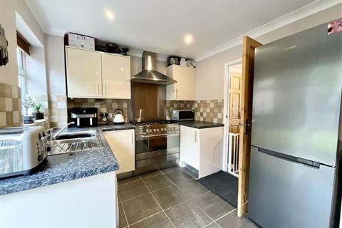 2 bedroom terraced house for sale, Saddler Avenue, Waterthorpe, Sheffield, S20 7LF