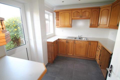 3 bedroom house to rent, Suffolk Way, Canvey Island