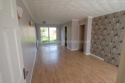 3 bedroom house to rent, Suffolk Way, Canvey Island