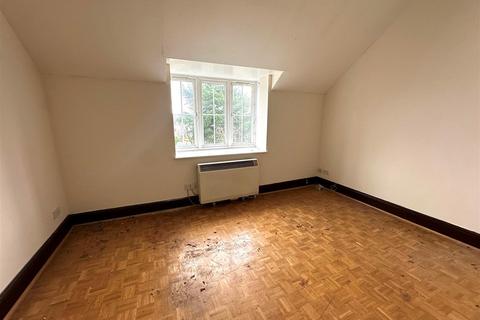 1 bedroom property to rent, Holm Oak Park, Hagden Lane, Watford WD18