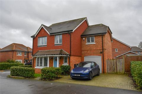 4 bedroom detached house for sale, St. Legers Way, Reading RG7