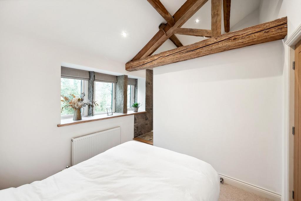 Bed 2.