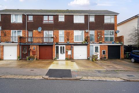 4 bedroom terraced house for sale, The Parade, Dunstable LU6