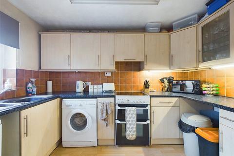 2 bedroom terraced house for sale, The Willows, Quedgeley, Gloucester, Gloucestershire, GL2