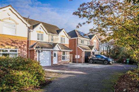 3 bedroom detached house for sale, Pasture Drive, Castleford WF10