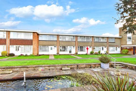 28 Bramber Square, Rustington, Littlehampton, BN16 3EJ