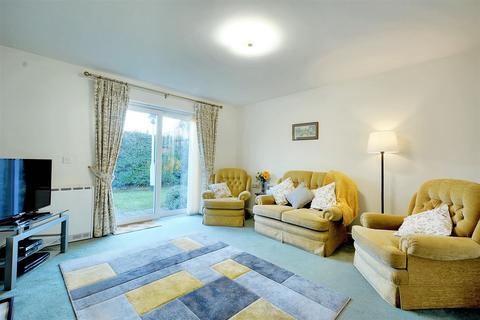 undefined, Cooke Close, Long Eaton