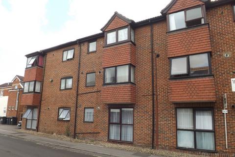 2 bedroom flat for sale, Waterloo Road, Havant PO9