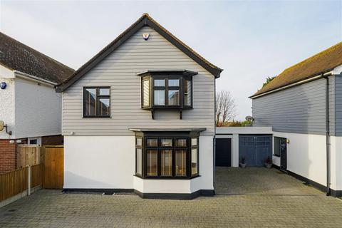 4 bedroom detached house for sale, Percy Avenue, Broadstairs